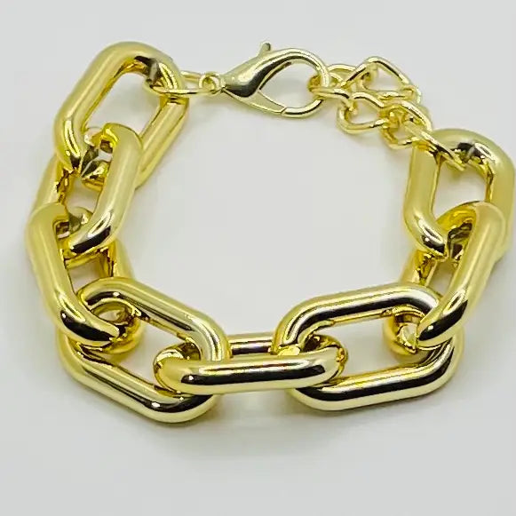 Two Forty-Two South Gold Oval Link Bracelet